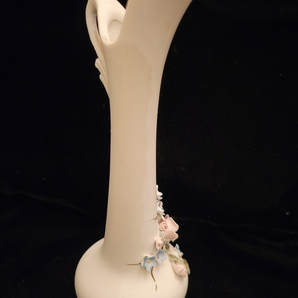 Lefton Vintage China Pitcher Vase. Made in Japan. - Picture 4 of 8